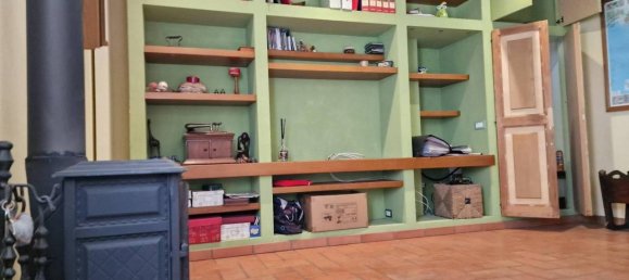 3-Zimmer Haus in Genoa, Italy, Nr. 64330 16