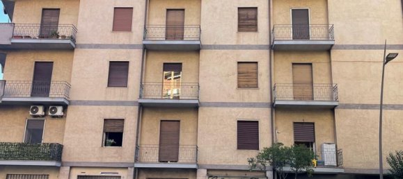 4 bedrooms Apartment in Cosenza, Italy No. 377821 23