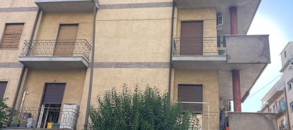 4 bedrooms Apartment in Cosenza, Italy No. 377821 9
