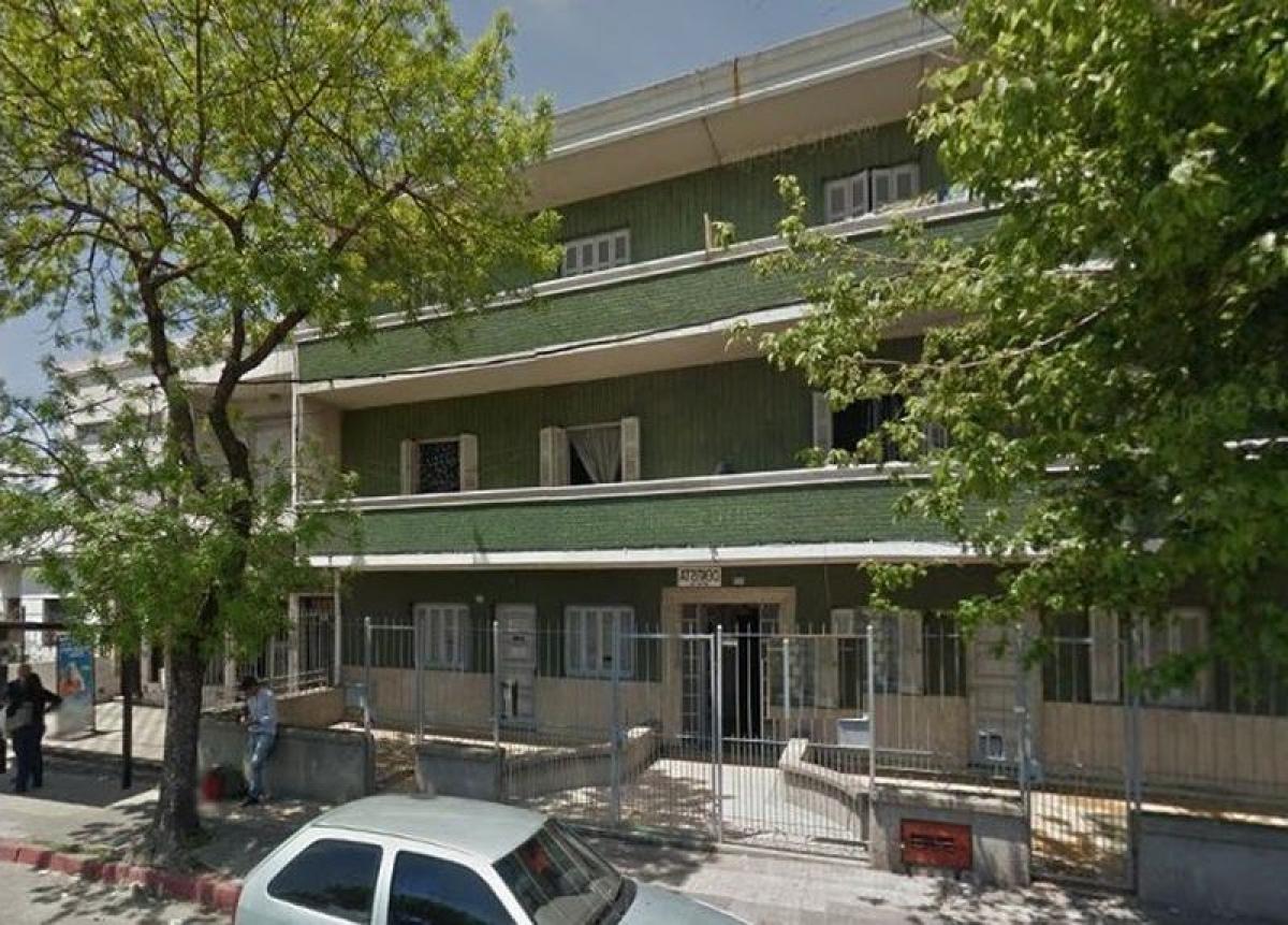 Дом с 2 спальнями в Монтевидео, Уругвай № 11177