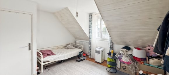 4 bedrooms House in Dammarie-les-Lys, France No. 345306 8