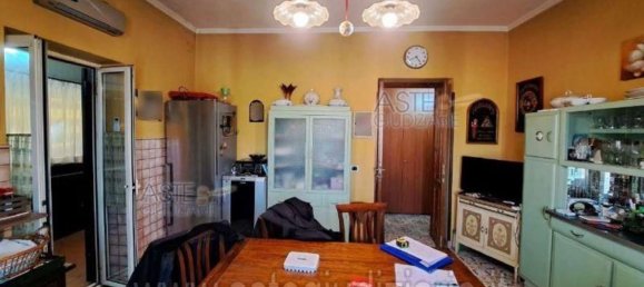 5 rooms Apartment in Rome, Italy No. 292310 8