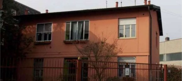 Studio in Melegnano, Italy No. 208551 2