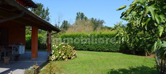 3 bedrooms Villa in Biella, Italy No. 292610 7