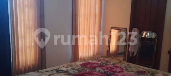 4 bedrooms House in Dukuh Pakis, Indonesia No. 1767 16