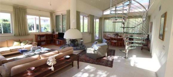 2 rooms Villa in Forte dei Marmi, Italy No. 288232 14