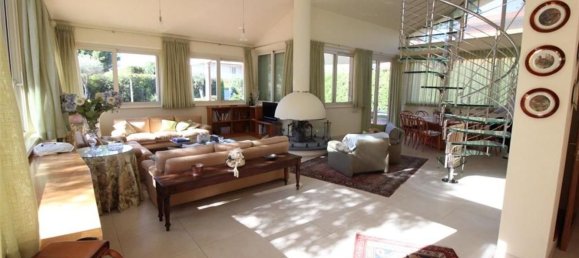 2 rooms Villa in Forte dei Marmi, Italy No. 288232 9