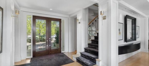 5 bedrooms House in Alberta, Canada No. 1328 8