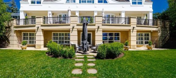 5 bedrooms House in Alberta, Canada No. 1328 2