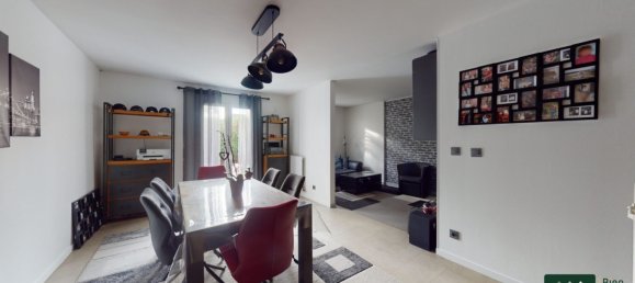 3 bedrooms Villa in Chartres, France No. 78607 2