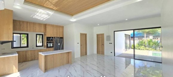 Вилла с 3 спальнями в Раваи, Таиланд № 26088 8