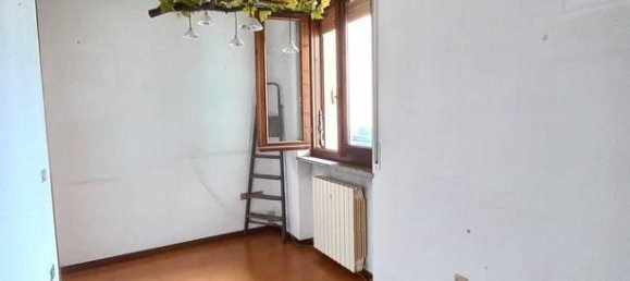 3 rooms House in Miradolo Terme, Italy No. 83329 15