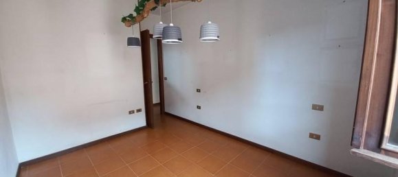 3 rooms House in Miradolo Terme, Italy No. 83329 20