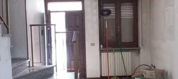 3 rooms House in Miradolo Terme, Italy No. 83329 4