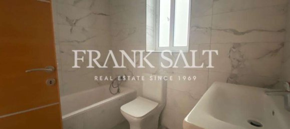 Квартира с 2 спальнями в Марсаскала, Мальта № 6401 3