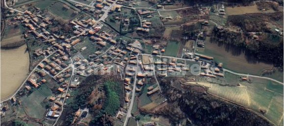 3 Schlafzimmer Haus in Incisa Scapaccino, Italy, Nr. 191937 18