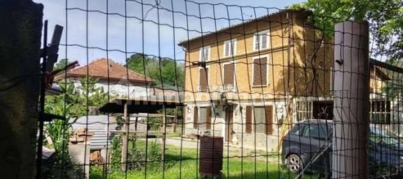 3 Schlafzimmer Haus in Incisa Scapaccino, Italy, Nr. 191937 3