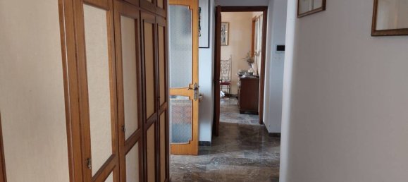 Studio in Catanzaro, Italy, Nr. 90079 10