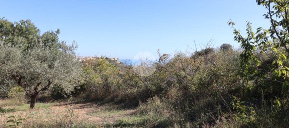 Terreno en Silvi, Italy 1900 m² No. 67110 2