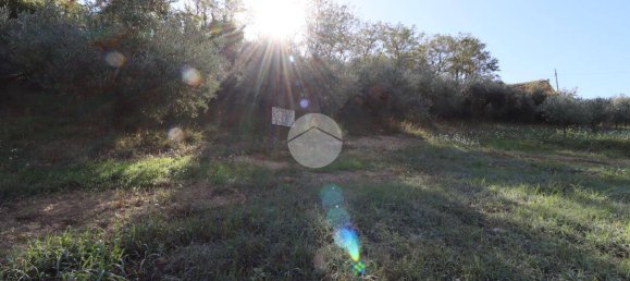 Terreno en Silvi, Italy 1900 m² No. 67110 5