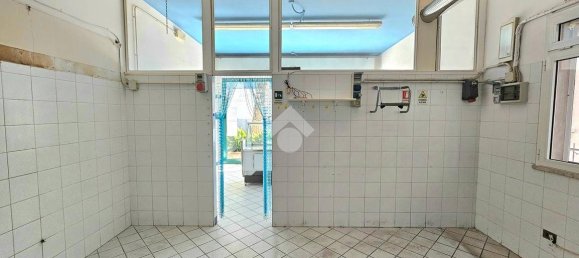 36m² Commercial property in Bellaria Igea Marina, Italy No. 296476 6