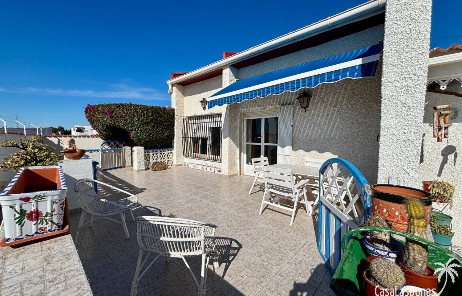 Villa de 4 dormitorios en Ciudad Quesada, Spain No. 273926