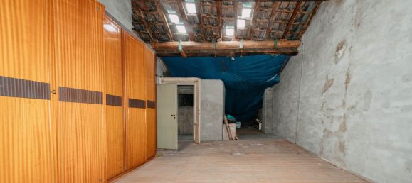 Edificio en Vigevano, Italy 800 m² No. 360936 18