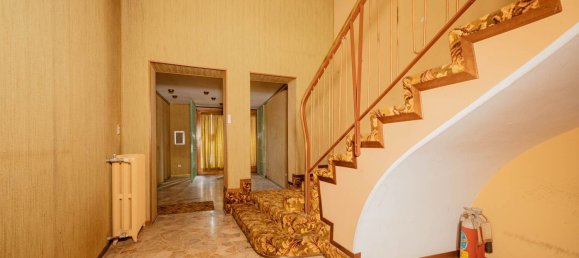 Edificio en Vigevano, Italy 800 m² No. 360936 15