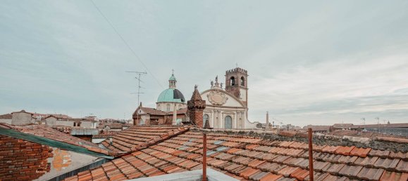 Edificio en Vigevano, Italy 800 m² No. 360936 19