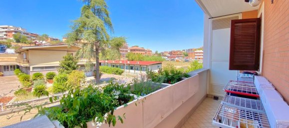 2 rooms Apartment in Rome, Italy No. 288542 4