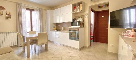 2 rooms Apartment in Rome, Italy No. 288542 9