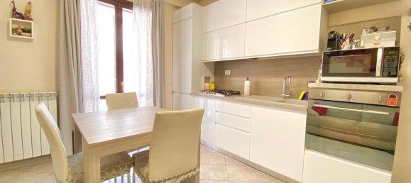 2 rooms Apartment in Rome, Italy No. 288542 11