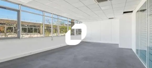 Büro in Gennevilliers, France 1861m², Nr. 302381 5