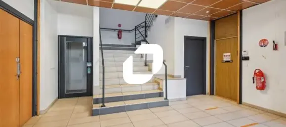 Büro in Gennevilliers, France 1861m², Nr. 302381 3