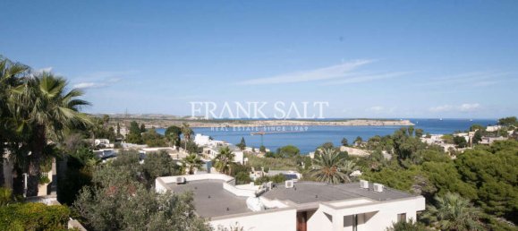 5 bedrooms Bungalow in Mellieha, Malta No. 195 57