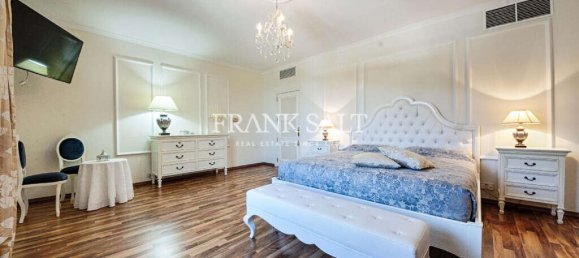 5 bedrooms Bungalow in Mellieha, Malta No. 195 14