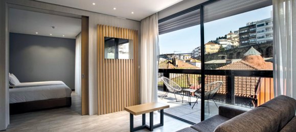 Studio in the Condo in Vila Nova de Gaia, Portugal No. 7025 4