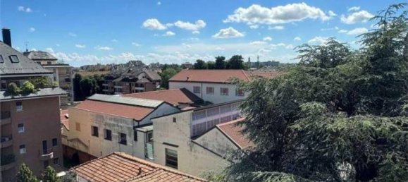 Ático de 5 habitaciónes en Busto Arsizio, Italy No. 69881 8