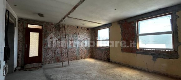 3 bedrooms House in Verolanuova, Italy No. 303062 23