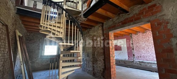 3 bedrooms House in Verolanuova, Italy No. 303062 9