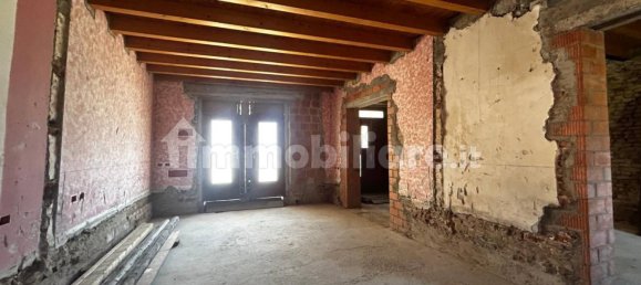 3 bedrooms House in Verolanuova, Italy No. 303062 18