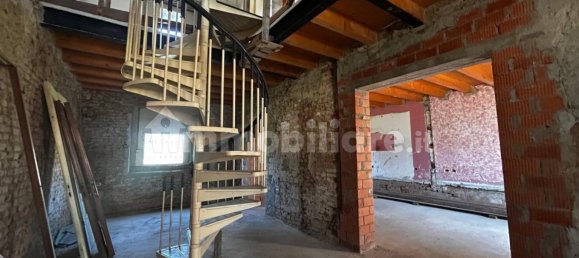 3 bedrooms House in Verolanuova, Italy No. 303062 10