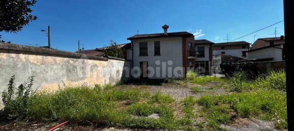 3 bedrooms House in Verolanuova, Italy No. 303062 12