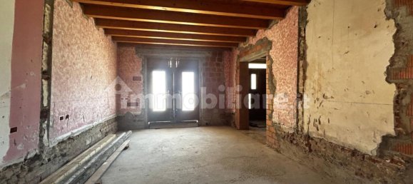 3 bedrooms House in Verolanuova, Italy No. 303062 14