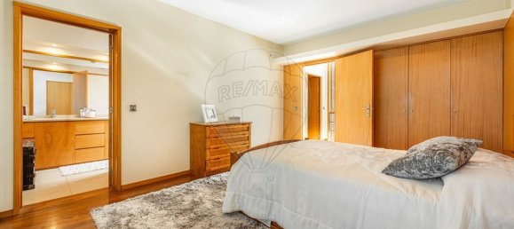 4 Schlafzimmer Haus in Revelhe, Portugal, Nr. 21126 5