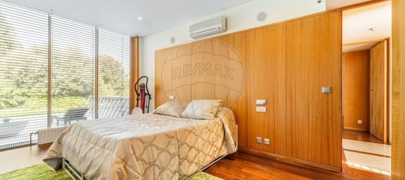 4 Schlafzimmer Haus in Revelhe, Portugal, Nr. 21126 12