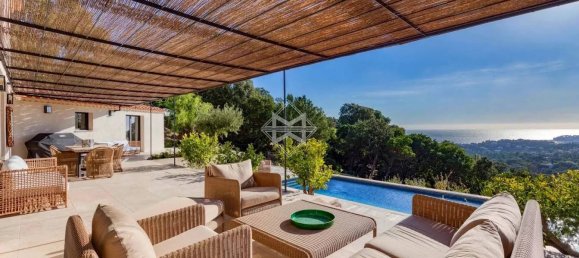 4 غرف نوم فيلا في Cavalaire-sur-Mer, France رقم 99951 2