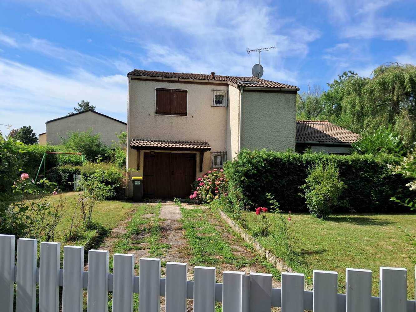 3 bedrooms House in Lesigny, France No. 172597