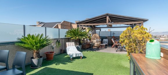 Ático de 3 dormitorios en Granada, Spain No. 23692 28