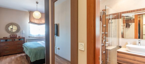 Ático de 3 dormitorios en Granada, Spain No. 23692 8